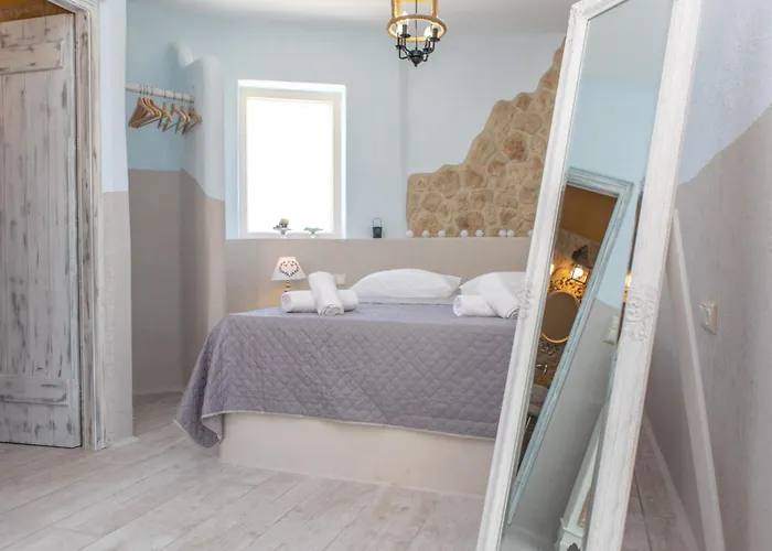 Peratsi Stone Villa Naxos City