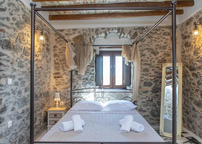 Peratsi Stone Naxos City