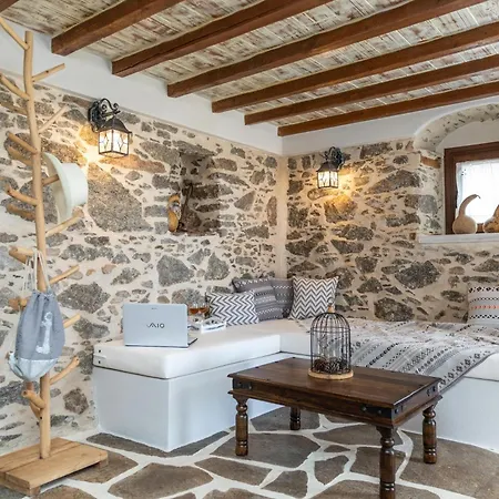 ヴィラ Peratsi Stone Naxos City