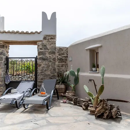 Peratsi Stone Naxos City