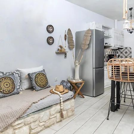 ヴィラ Peratsi Stone