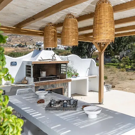 Peratsi Stone ヴィラ *