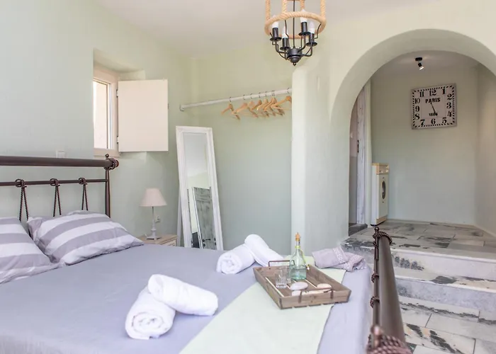 Peratsi Stone * Naxos City