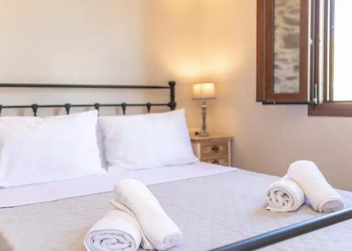 Peratsi Stone ヴィラ Naxos City